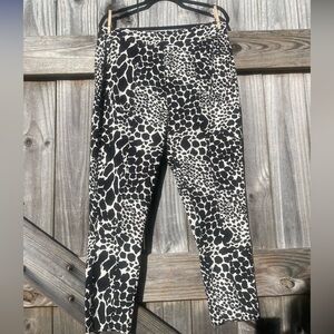 Who What Wear Monochrome Patterned Apparel